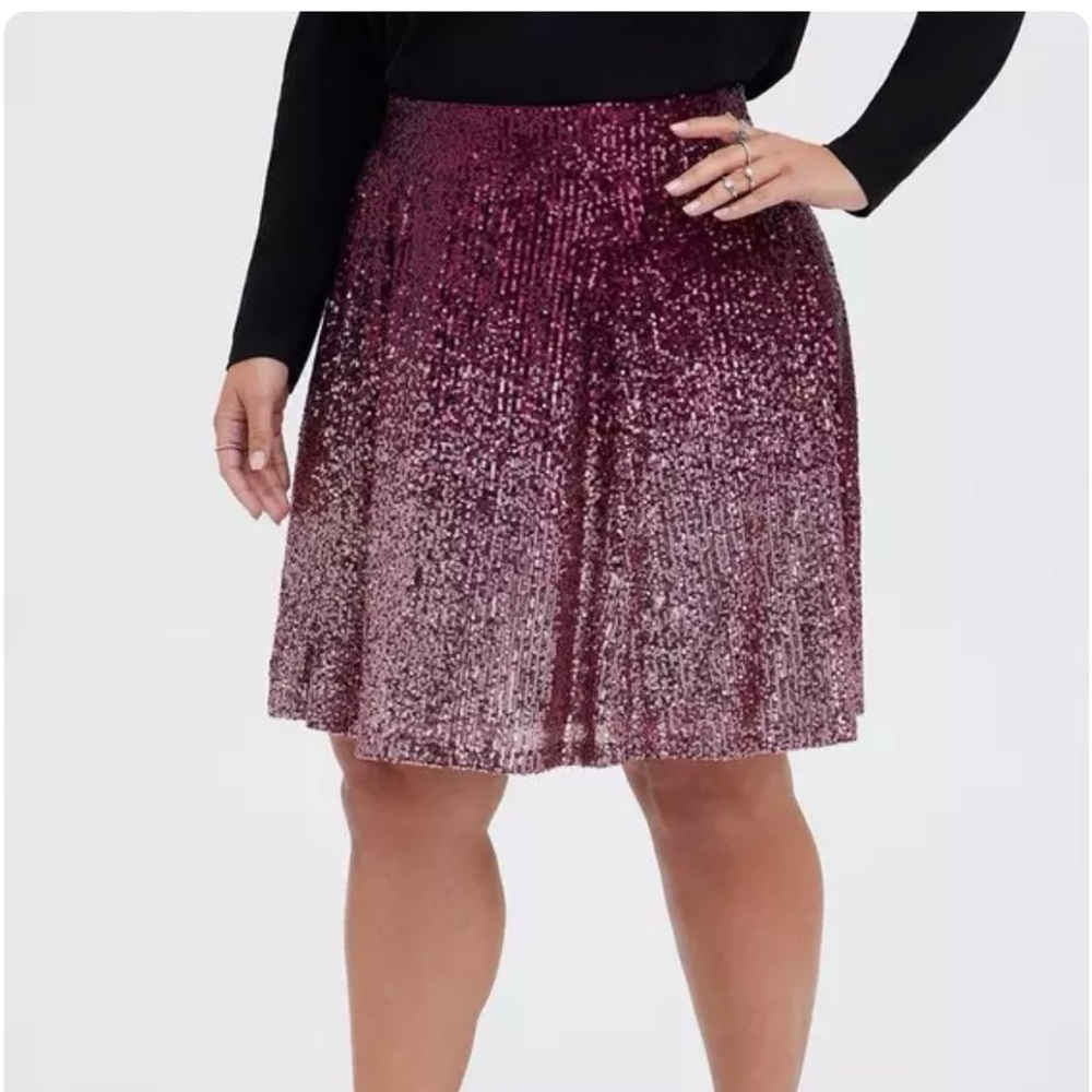 Torrid SZ 0 NEW Mini Sequin Skater Skirt